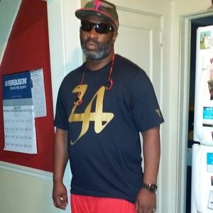 Meet your Posher, Mustafa